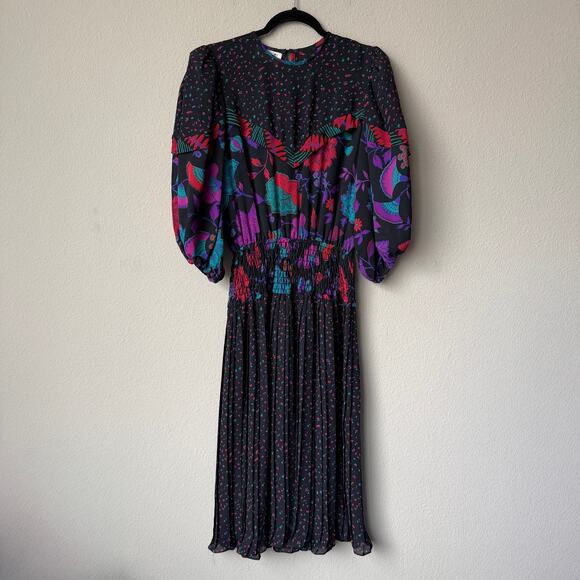 Assorti for Susan Freis Dresses & Skirts - 80s Vintage Assorti for Susan Freis Floral Pleated Midi Dress Size M
